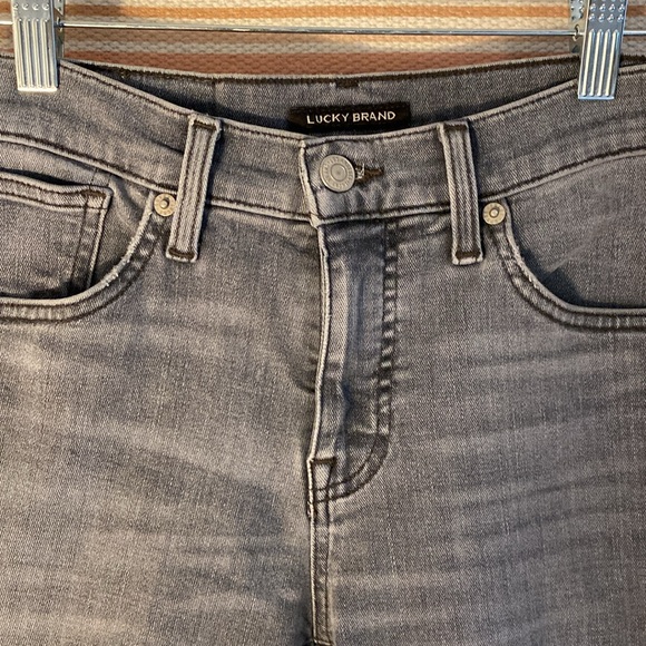 Lucky Brand Mid-Rise Ava Skinny Jean - Picture 3 of 9